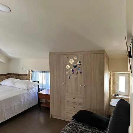 Q In Corfu Town Appartement