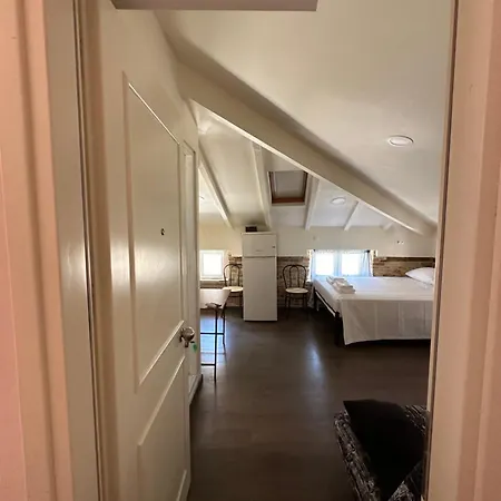 Q In Corfu Town Apartment *