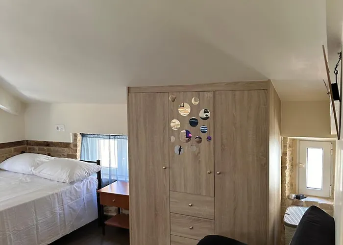 Q In Corfu Town Apartament